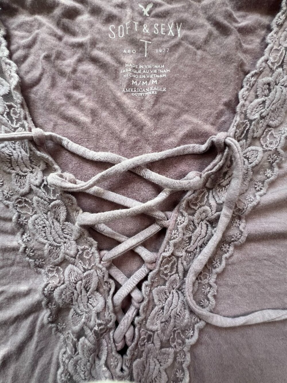 American Eagle crochet neck tie up shirt long sleeve women MED boho y2K